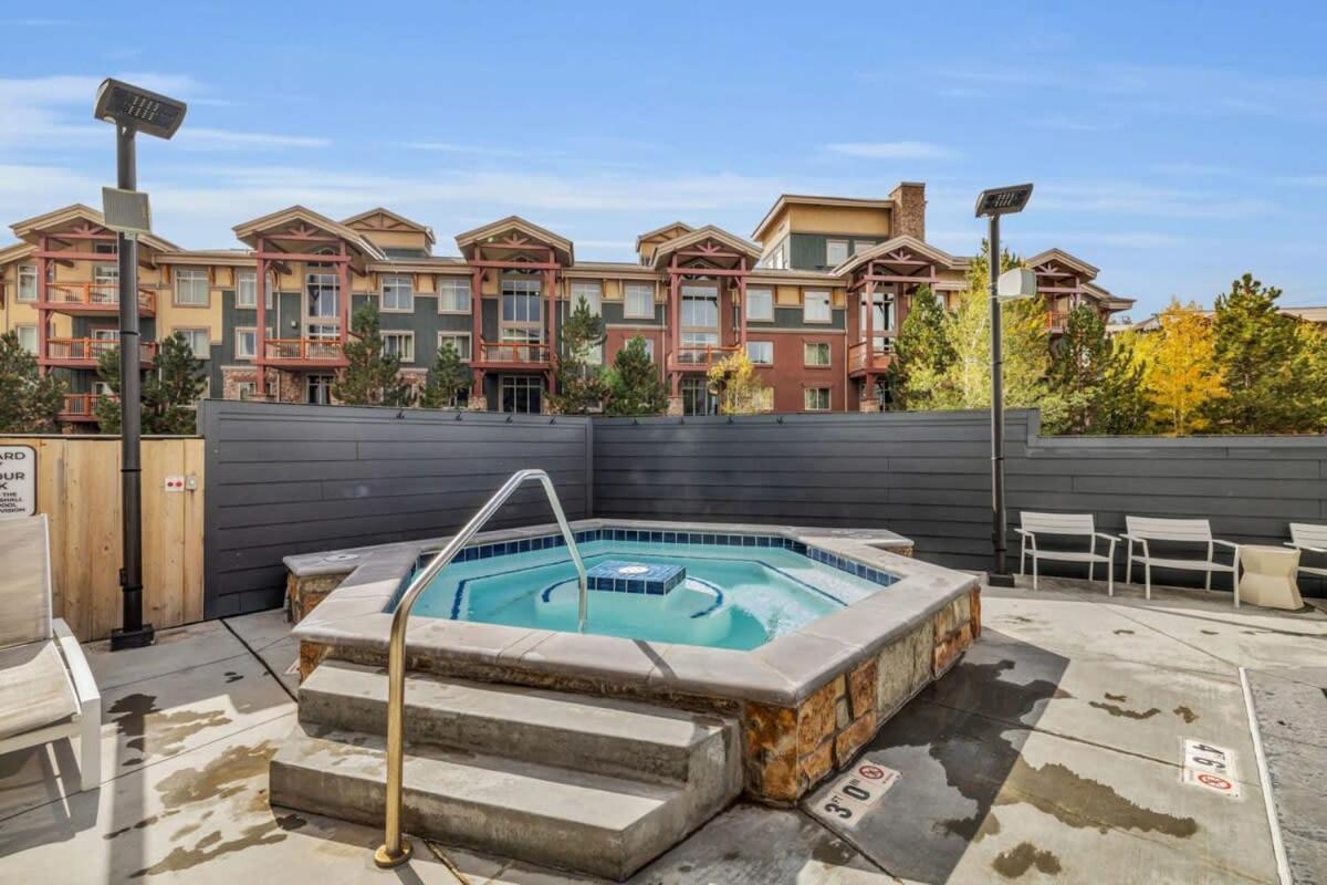 Ski-In Ski-Out Canyons Village Retreat 帕克城 外观 照片